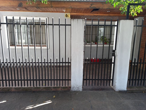Imagen 4 de 30 de Casa En 2 Plantas A La Venta De 4 Ambientes En Jose C Paz