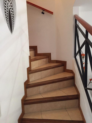 Imagen 13 de 23 de En Venta - Excelente Triplex Bº Village Ii - San Miguel