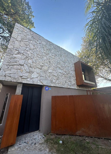 Vendo Casa En Housing Privado, Barrio Villa Belgrano