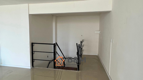 Imagen 8 de 14 de Alquiler Oficina Parque Batlle - Penthouse