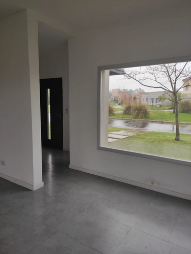 Imagen 2 de 21 de Casa En Alquiler En San Matias