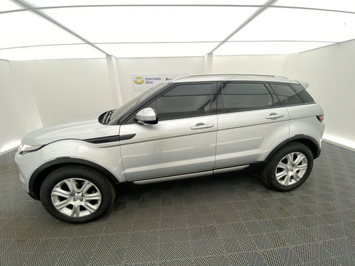 Imagen 4 de 25 de Land Rover Range Rover Evoque 2.0