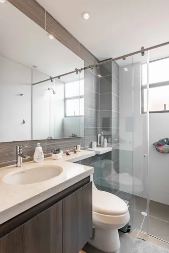 Casa En Venta En El Tejar. Cod V22949