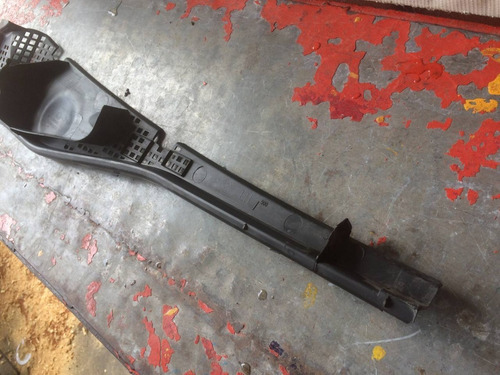 Tolva Wipers Renault Logan 8200599973 32056 (Usado)