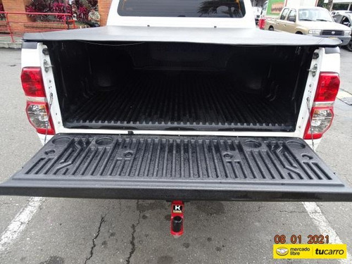 Toyota 2.7 Hilux