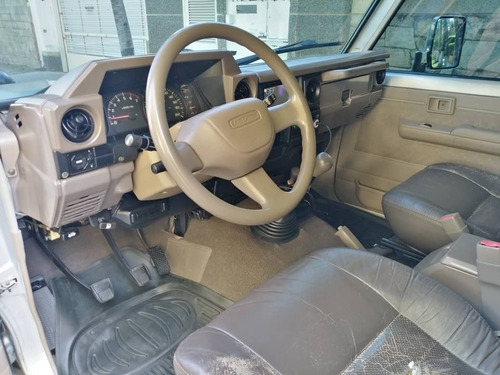 Imagen 9 de 17 de Toyota Machito Lx Sincronico 4x4