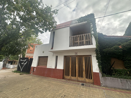 Casa En Venta En La Plata