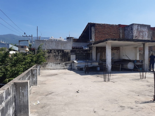 Locales Comerciales Y Departamentos En Colonia Progreso Aca