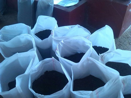 Imagen 3 de 5 de Biofertilizant . Humus Concentrado De Lombriz Californiana .