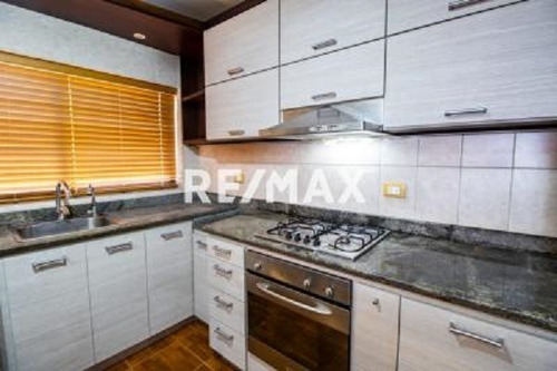 Imagen 3 de 8 de Apartamento En Alquiler Residencias Viviana Maracaibo Marisabel Fernandez 168023