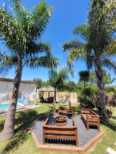 Casas Con Piscina Climatizada, Cerramiento En Policarbonato.