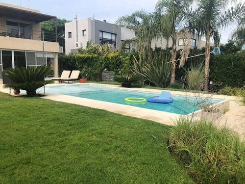 Venta Casa En Villanueva B° Santa Clara