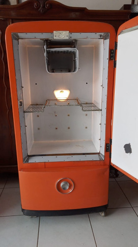 Geladeira Antiga Frigidaire Retro (Usado)