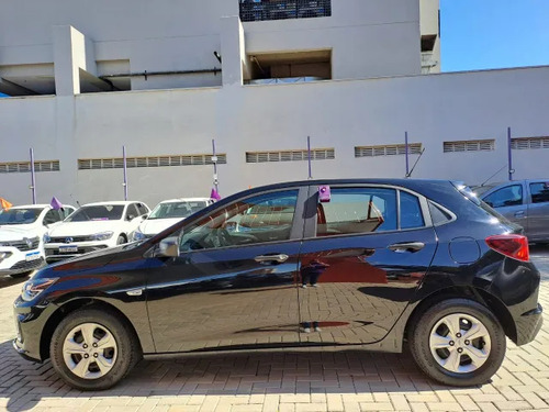 Chevrolet Onix 1.0