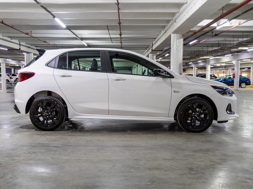 Chevrolet Onix 5 Puertas Rs 1.0 N Manual Hatchback 2025 B