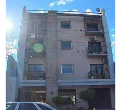 Departamento De 3 Ambientes, 2 Balcones, Contrafrente Con Cochera