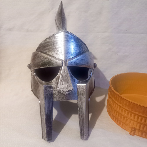 Pochoclera Coliseo Romano Cinemark Hoyt + Casco Gladiador 2