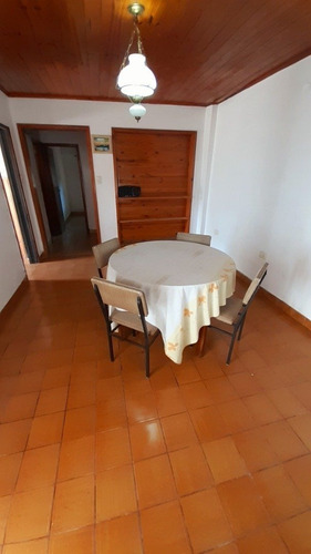 Imagen 1 de 16 de Ph De 2 Ambientes Amplios Con Jardín Y Patio Con Un Departamento De 2 Ambientes En Planta Alta. Parque Luro