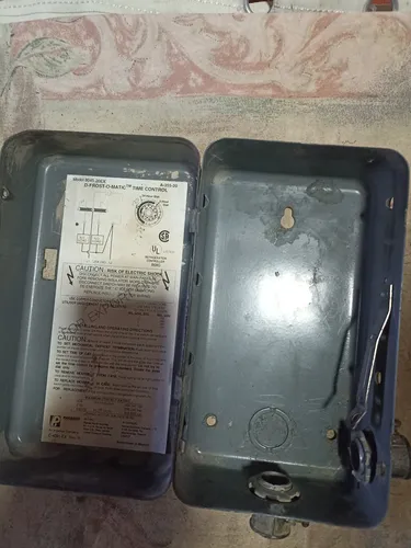 Paragon Caja Solamente (Usado)