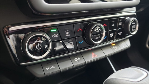 Imagem 8 de 15 de Fiat Toro 1.3 Turbo Volcano Com Tela De 10