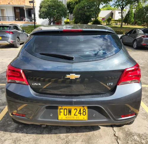 Chevrolet Onix 1.4 Ltz 5 p