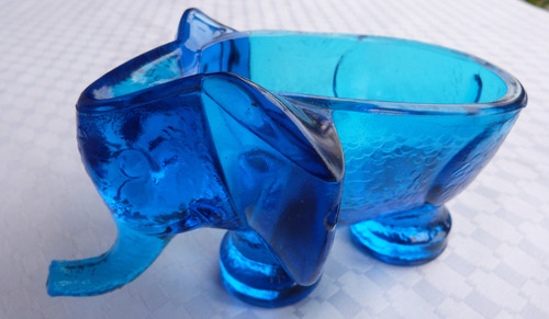 Monijor62-antiguo Coleccion Querandi Elefante Vidrio Azul (Usado)