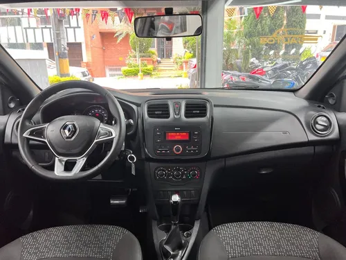 Renault Logan Mt 2022