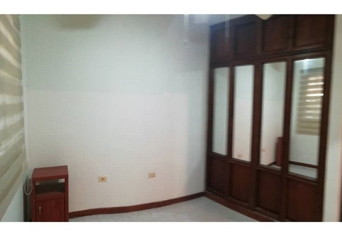 Imagen 8 de 12 de Apartamento Planta Baja En Loma Dorada - Porlamar