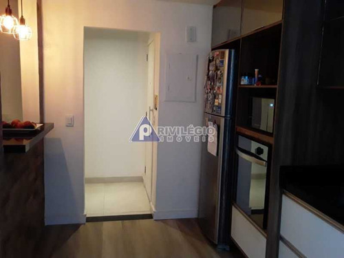 Apartamento À Venda, 2 Quartos, 1 Suíte, Leme - Rio De Janeiro/rj - 22517
