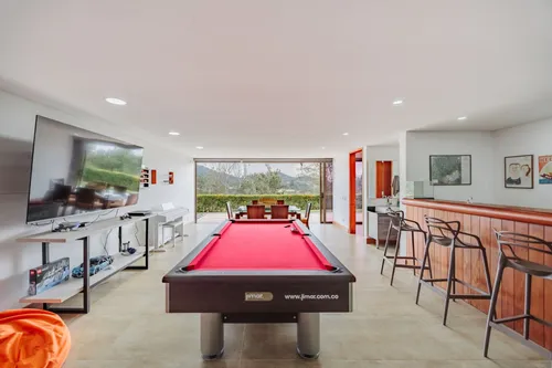 Casa En Venta En Envigado. Cod V12364