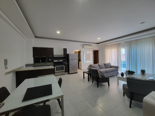 Foxpiantini.com - Za153 | Venta De Apartamento En Piantini Y Serralles | Exclusividad Y Comodidad En Un Ambiente De Lujo