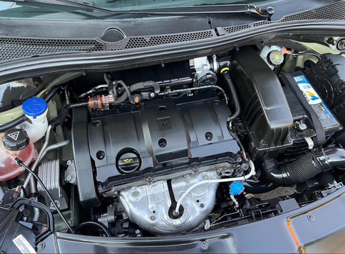 Peugeot 208 1.6 Feline