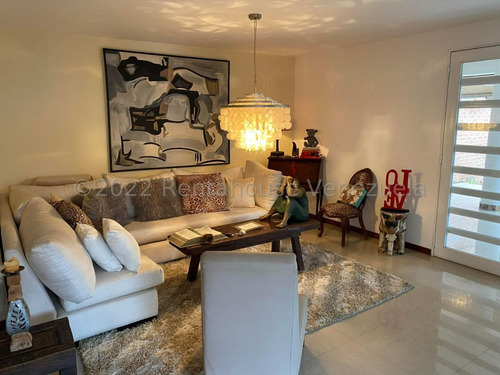 Imagen 12 de 24 de La Casa De Tus Deseos, Hermosa Casa, Llena De Espacios Amplios Y Agradables, Vista Al Ávila, Anexo Independiente.