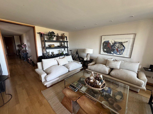 Departamento En Venta De 5 Dorm. En Talca