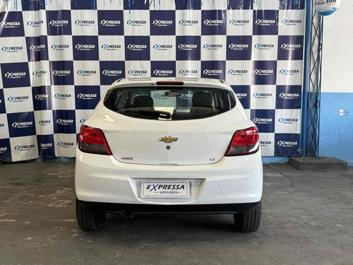 Chevrolet Onix 1.4 MPFI LT 8V FLEX 4P MANUAL