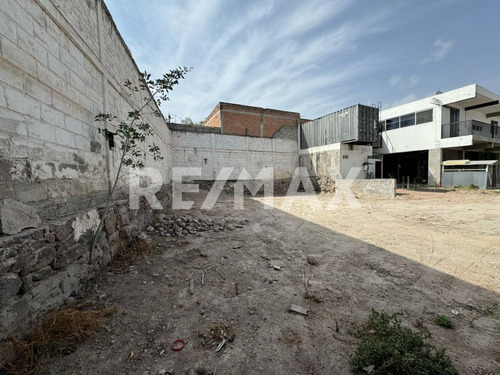 Se Vende Casa Con Gran Terreno En Santa Rosa De Jauregui