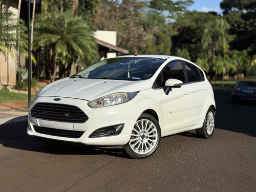 Ford Fiesta 1.6 TITANIUM HATCH 16V FLEX 4P POWERSHIFT