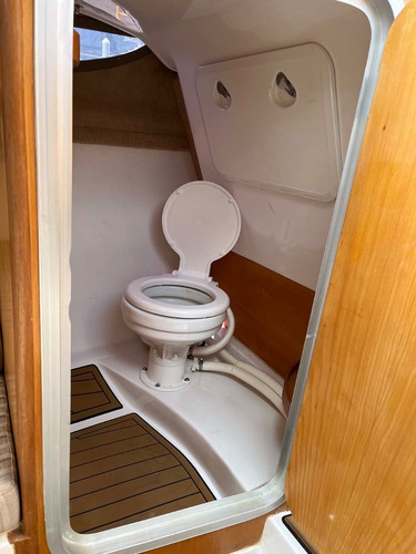 Imagen 12 de 14 de Lancha Cuddy Eclipse 25 Volvo V8 300 Hp Webmarine