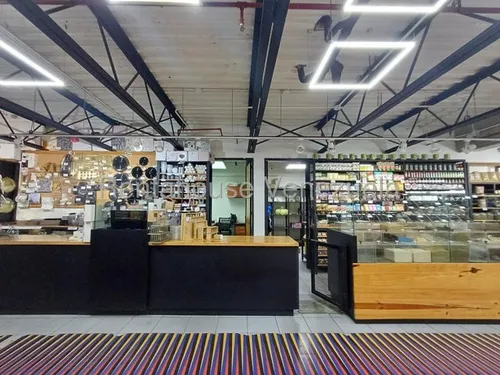 Fondo De Comercio En Venta En Los Ruices.