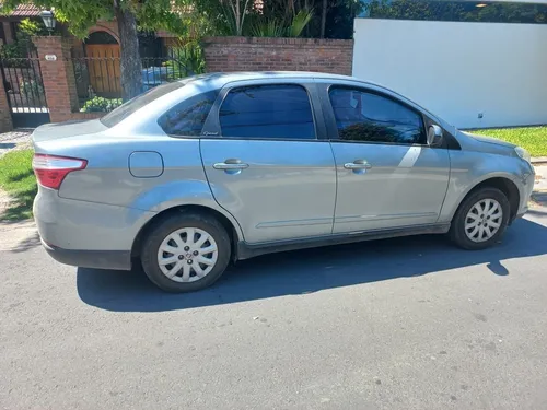 Grand Siena Año 2013 Nafta Y Gnc Con Alarma