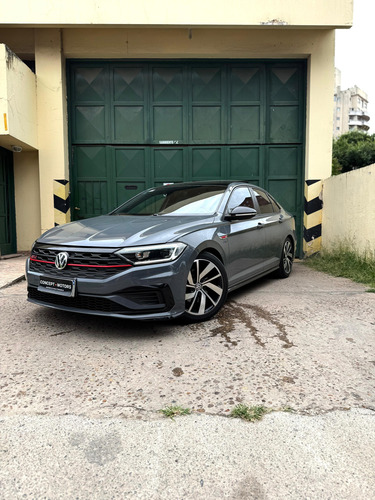 Volkswagen Vento 2.0 Tsi Gli 230Cv App Connect Dsg