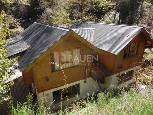 Imagen 12 de 16 de Cabañas En Pleno Bosque, Cercano Al Centro Con Todos Los Servicios