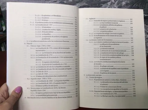 Escritos Nemesio Camacho Rodríguez -derecho Constitucional (Usado)