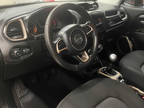 Jeep Renegade 1.8 Flex 5p