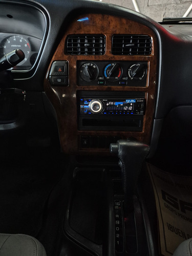 Nissan Pathfinder Le Ee Piel Aa 4x2 At