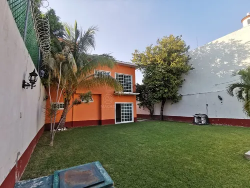 Casa En Venta En Manantiales