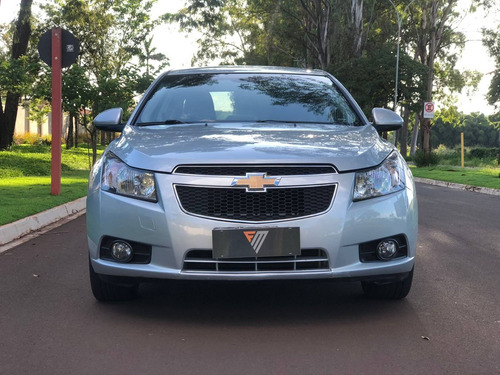 Imagem 4 de 10 de Chevrolet Cruze 1.8 Lt 16v Flex 4p Automático