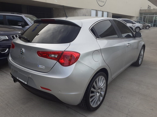 Alfa Romeo Giulietta - 2014
