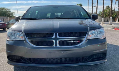Imagen 1 de 5 de Dodge Grand Caravan 2018