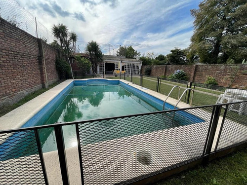 Imagen 19 de 25 de Casa En Venta 4 Ambientes C/ Parque Y Pileta En José C. Paz!